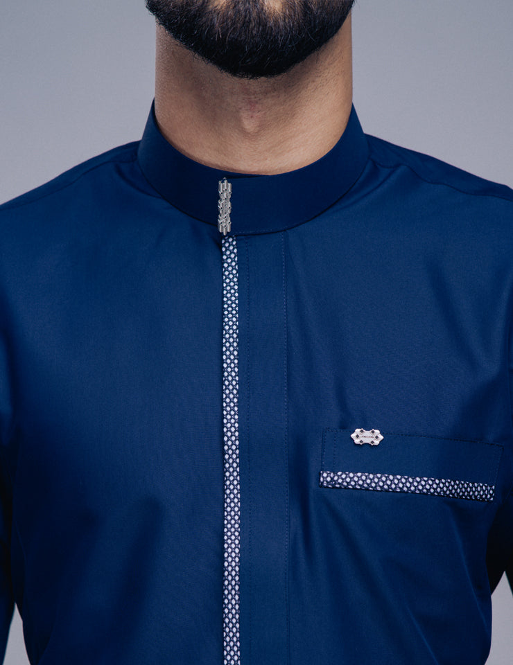 Navy Amaani Noble Thobe showing subtle placket pattern and hidden zip placket, men's thobe SA