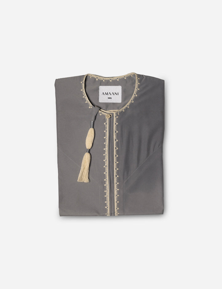 Amaani Fossil Omani thobe in fossil grey with cream contrast on placket and cuffs and a collar tassel