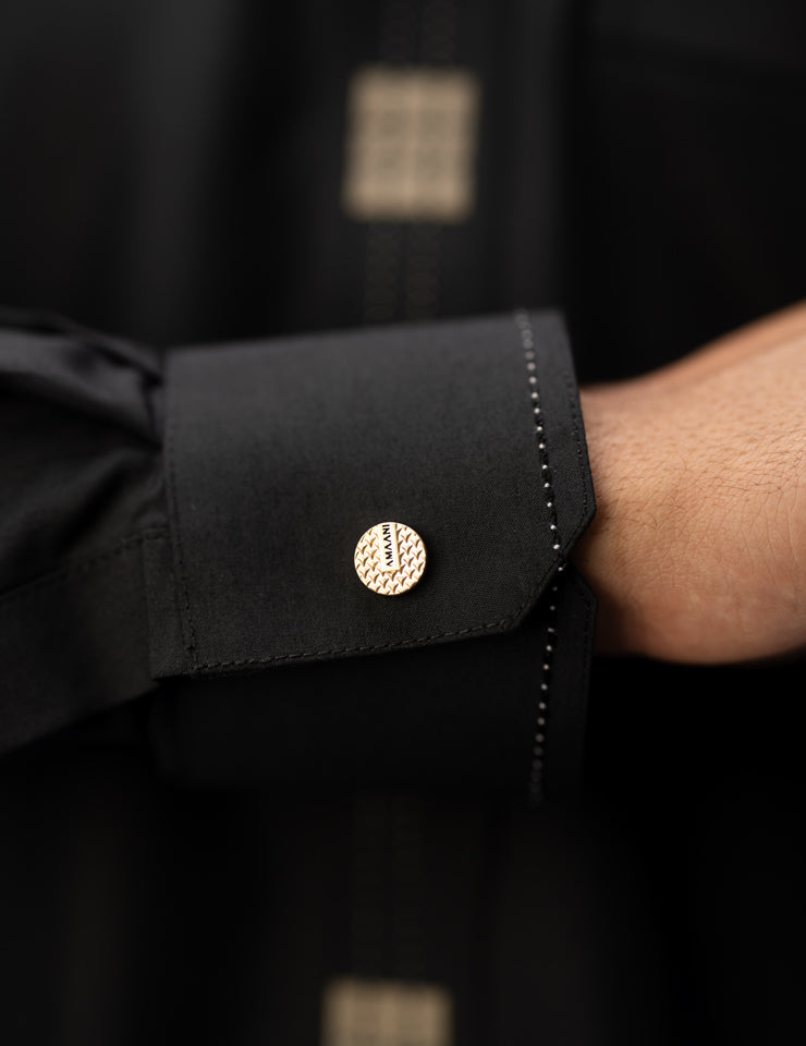 Amaani Dune Thobe with signature buttons on cuffs and top pocket, premium men's thobe South Africa